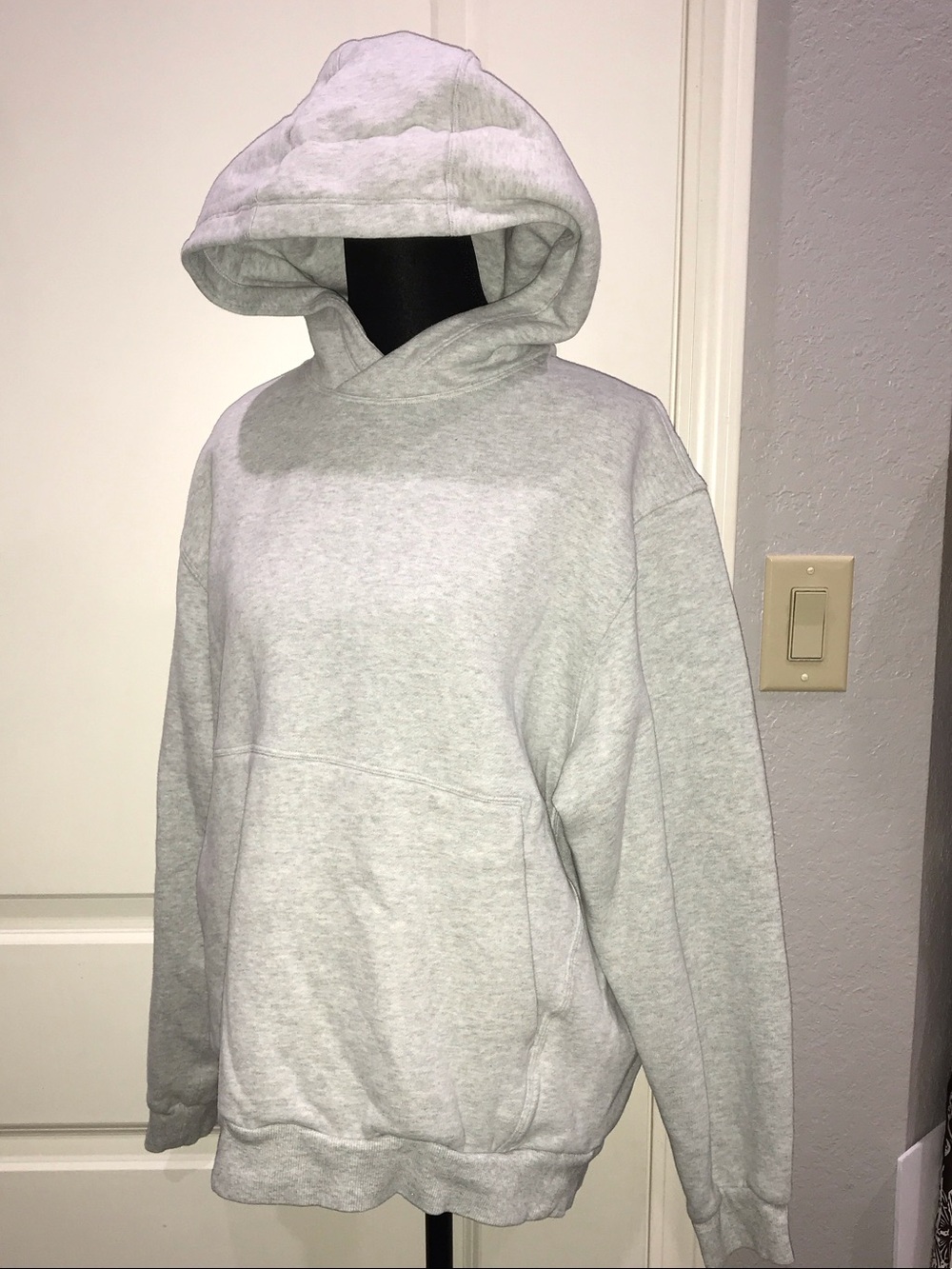 Lululemon Hoodie women’s small Gray At Ease Textured Knit Yoga Gym Run Pullover